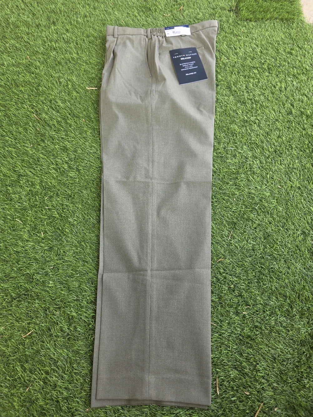 Tommy Hilfiger Mens Dress Pants 34x30 Stretch NWT Sage $95 MRSP Career
